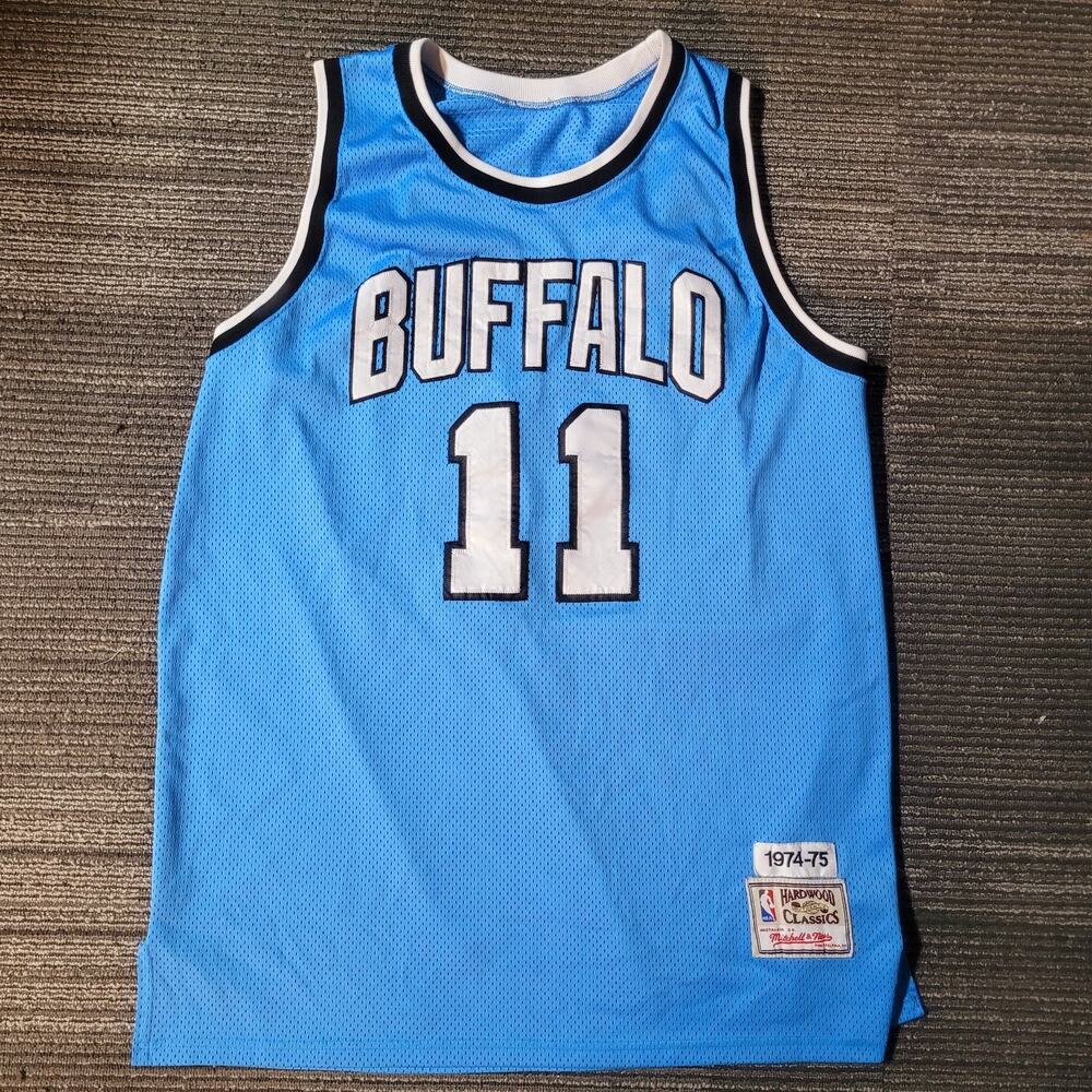 Mitchell & Ness Buffalo Braves Bob McAdoo #11 Throwback 1974 Basketball Jersey